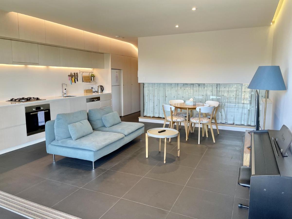 Nishi Holiday Apartments Канберра Екстер'єр фото